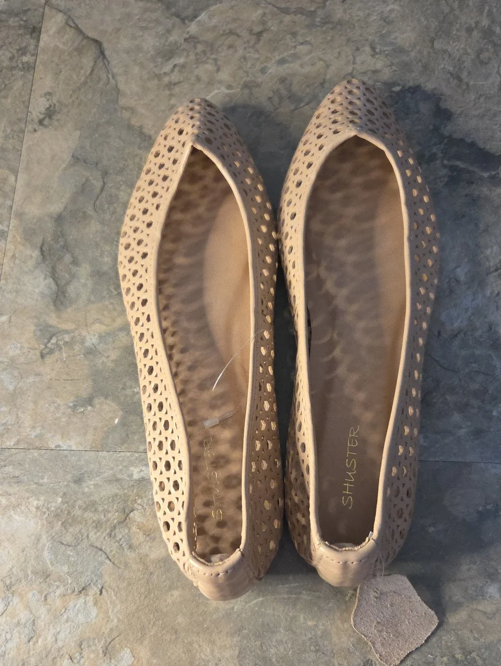 Shuster Nude Laser-Cut Pointed Toe Flats, sz 9